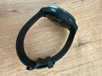 Used Garmin Vivoactive 4 2021 bike — image 4 of 10