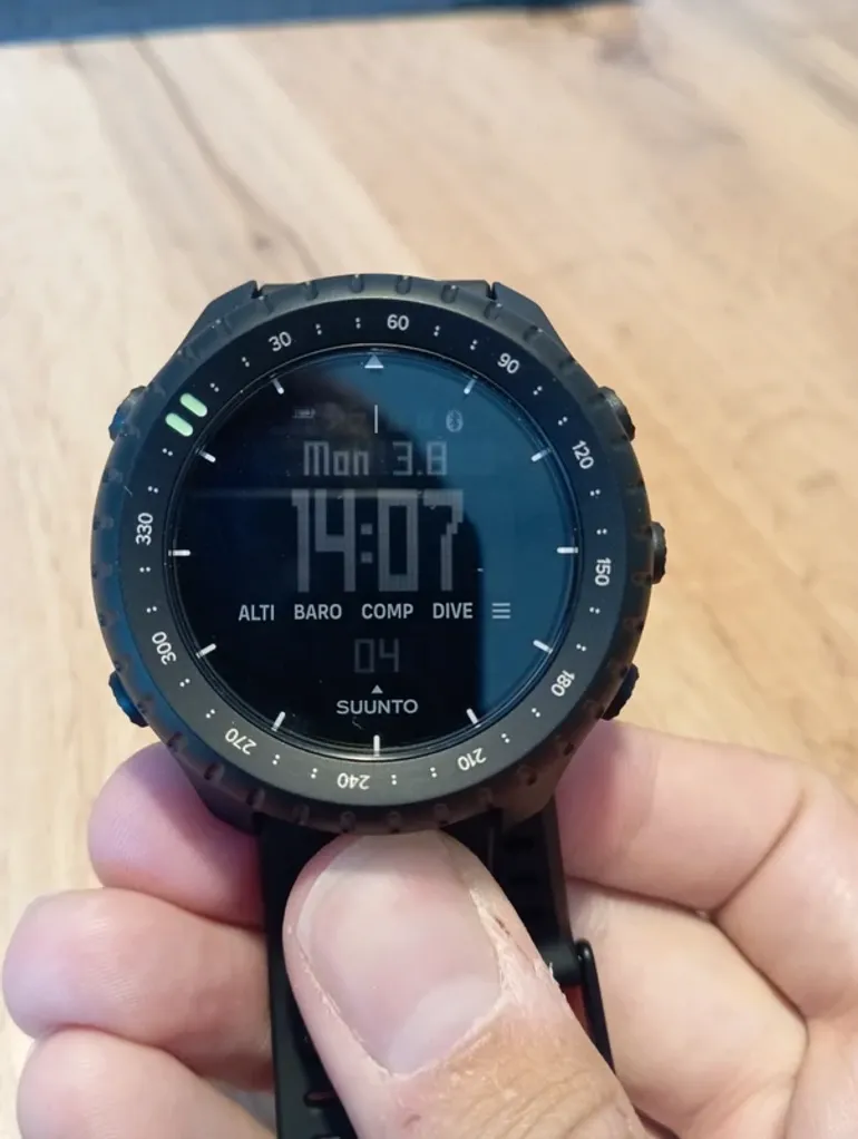 Použité Suunto Core 2 All Black bike — obrázek 8 z 9
