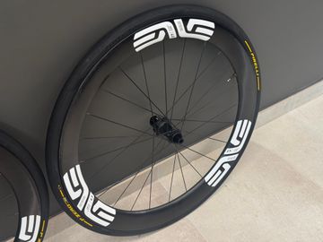 Brugt Enve SES 4.5 Wheelset 2025 bike — billede 5 af 8