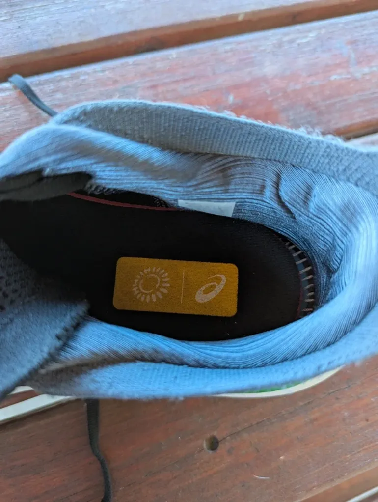 Used Asics Gel-Nimbus 25 bike — image 5 of 5