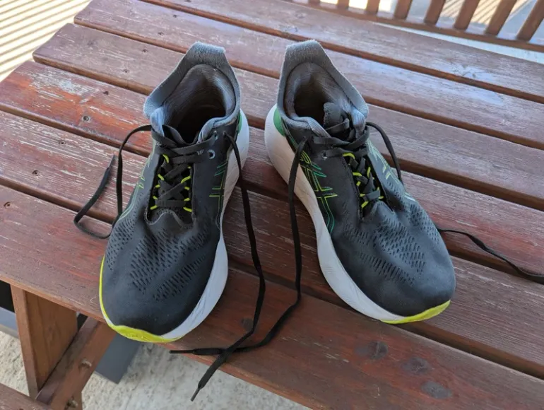 Used Asics Gel-Nimbus 25 bike — image 2 of 5