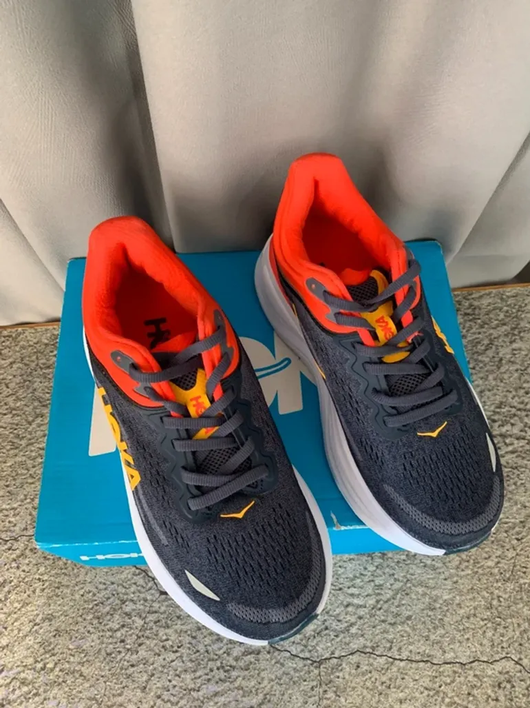 Used Hoka Shoes Size 44 bike — image 3 of 7