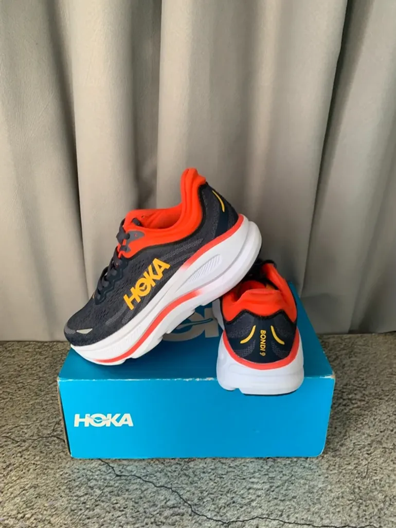 Used Hoka Shoes Size 44 bike — image 4 of 7