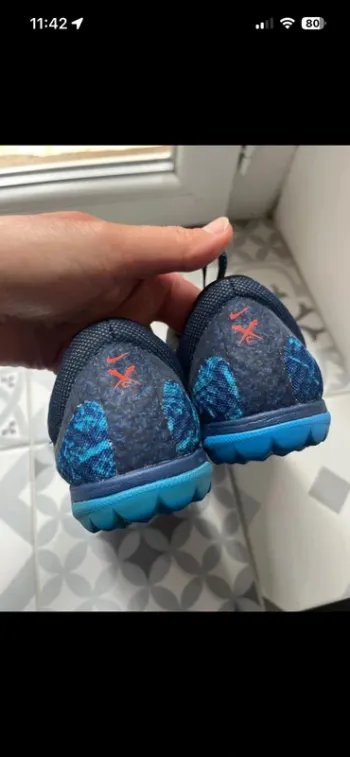 Použité Nike Pointes athlétisme bike — obrázek 4 z 8