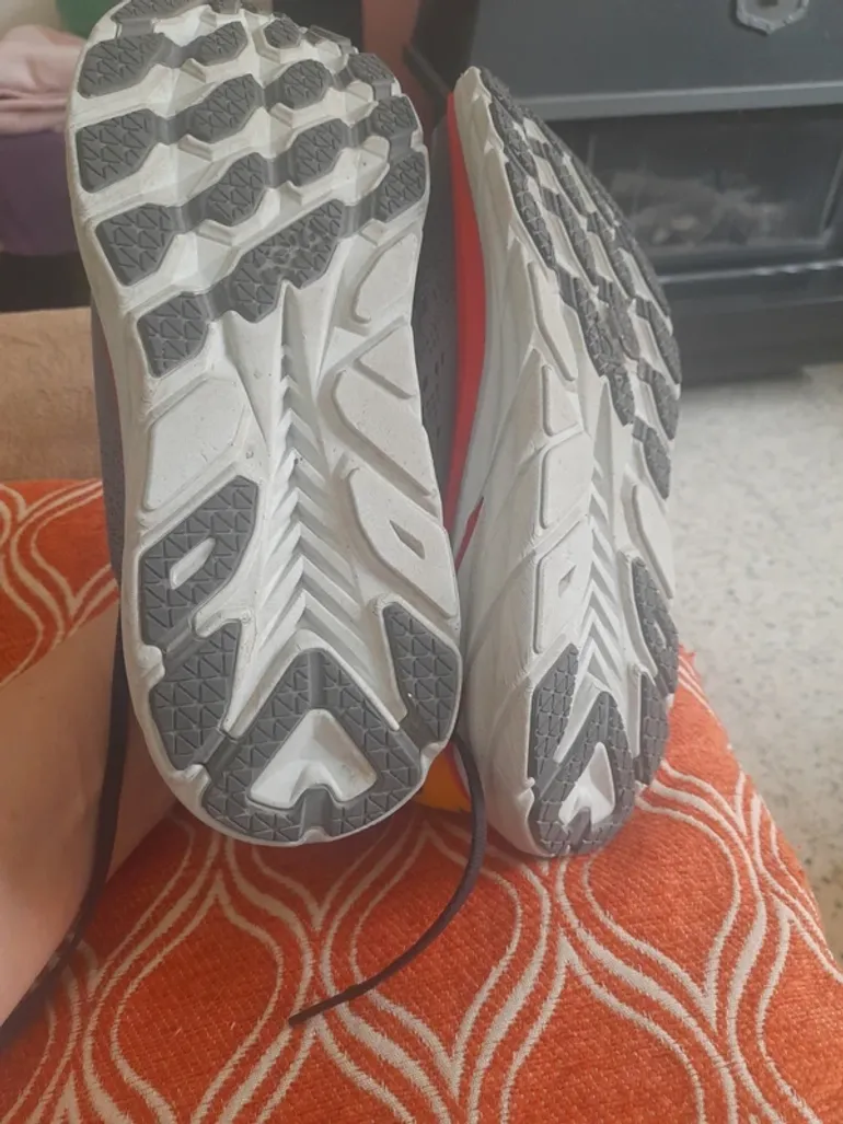 Used Hoka Baskets bike — image 7 of 9