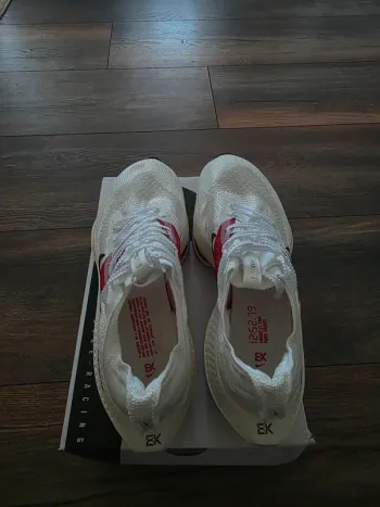 Käytetty Nike Air Zoom Tempa NEXT% bike — kuva 2 / 3