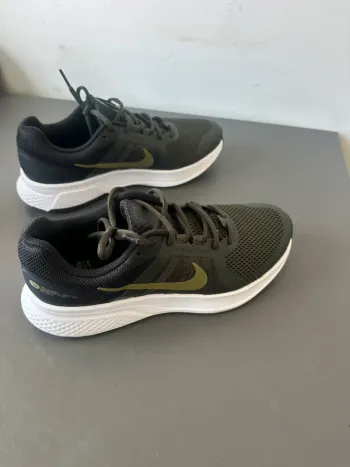 Used Nike Running Shoes Running Shoes