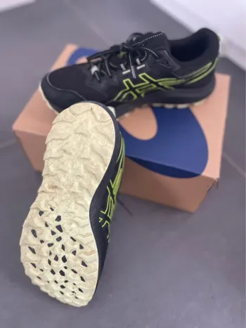 Used Asics GEL-Sonoma 7 GTX bike — image 2 of 3
