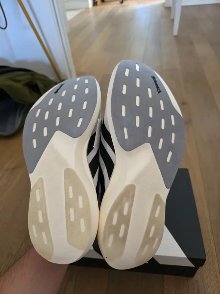 Used Adidas Adizero Adios Pro Evo 1 bike — image 5 of 14