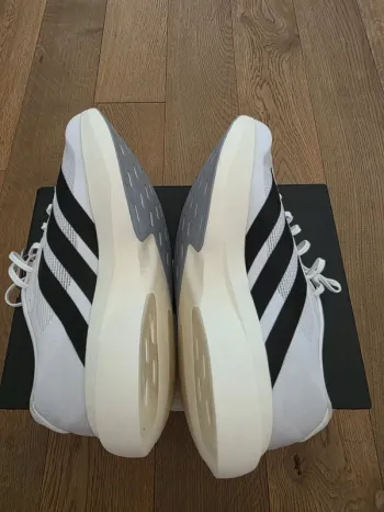 Used Adidas Adizero Adios Pro Evo 1 bike — image 4 of 14