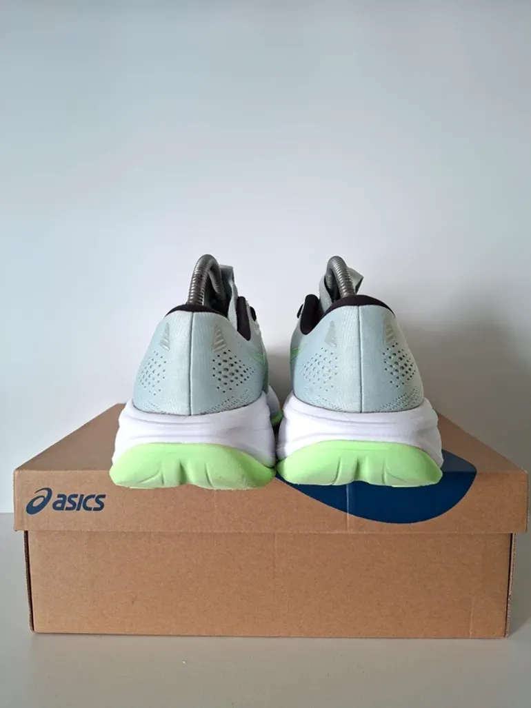 Używany Asics Gel Cumulus 28 bike — zdjęcie 10 z 13