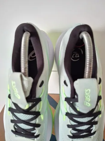 Używany Asics Gel Cumulus 28 bike — zdjęcie 9 z 13