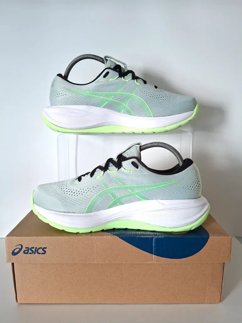 Używany Asics Gel Cumulus 28 bike — zdjęcie 7 z 13