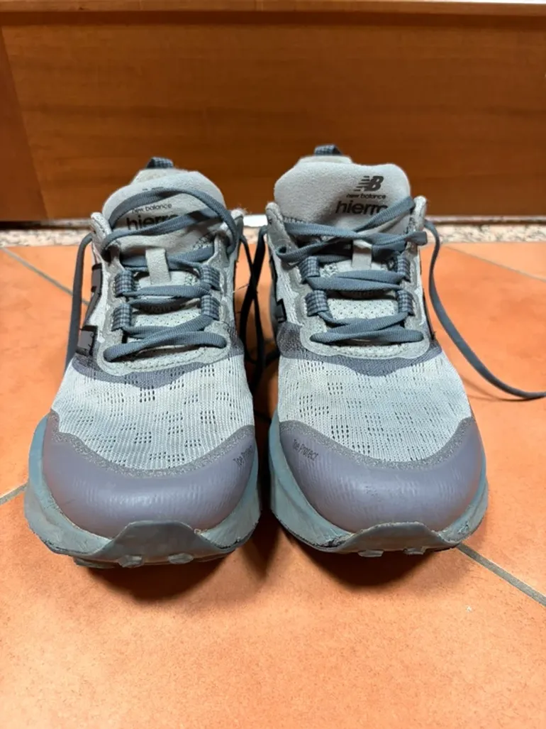 New Balance Hierro v9 bike d'occasion — image 2 sur 4