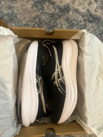Used Asics Gel-Nimbus bike — image 5 of 5