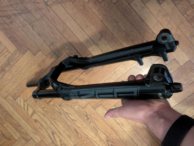 Brugt RockShox ZEB Select Fork 170 bike — billede 5 af 8