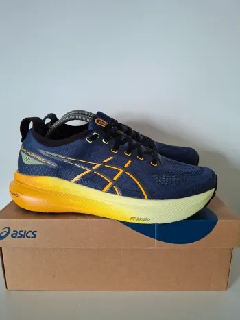 Used Asics Gel Kayano 31 bike — image 3 of 13