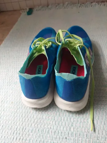 Used Hoka Running Shoes bike — image 3 of 8