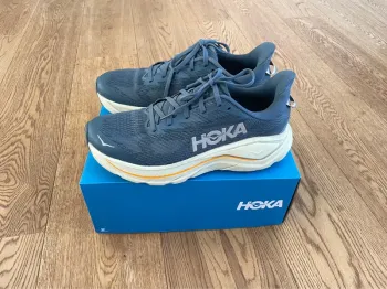 Hoka Challenger 8 Running Shoes d'occasion