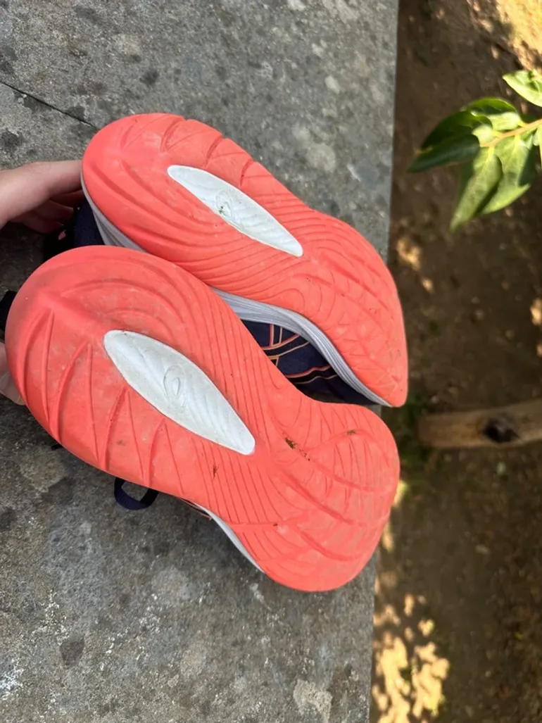 Used Asics Gel Cumulus 27 2025 bike — image 5 of 6