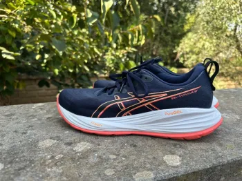 Used Asics Gel Cumulus 27 2025 Running Shoes