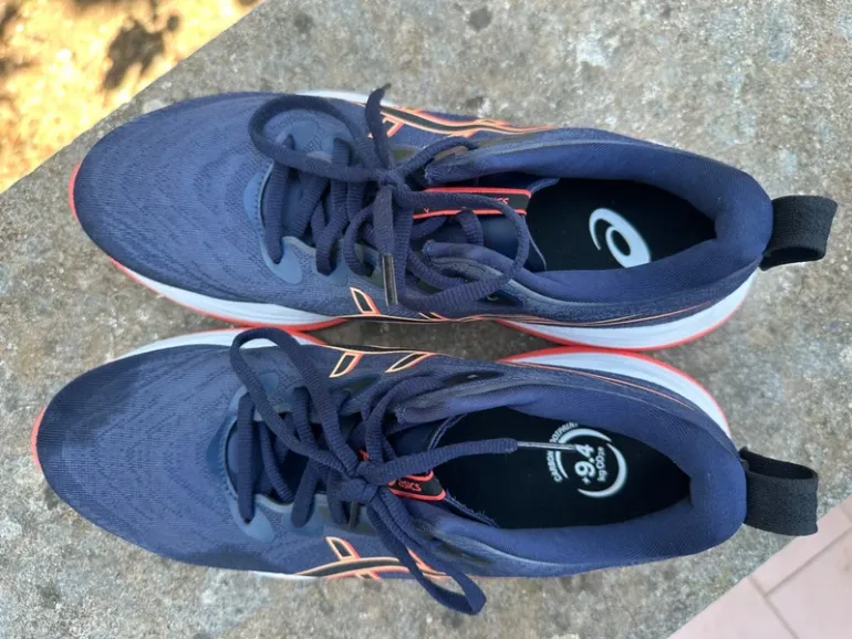 Used Asics Gel Cumulus 27 2025 bike — image 4 of 6