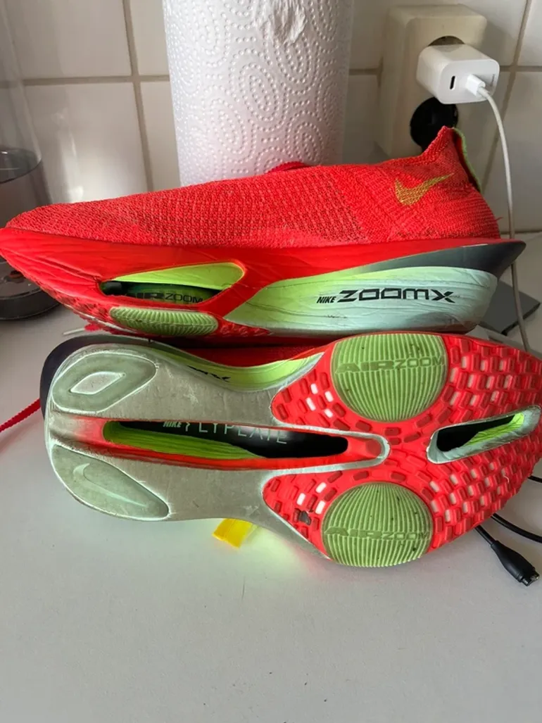 Nike Vaporfly 3 2025 bike d'occasion — image 3 sur 5