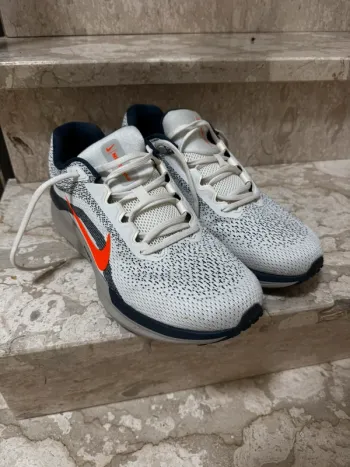 Nike Air Winflo 11 Running Shoes d'occasion