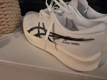 Used Asics Magic Speed 4 bike — image 6 of 7
