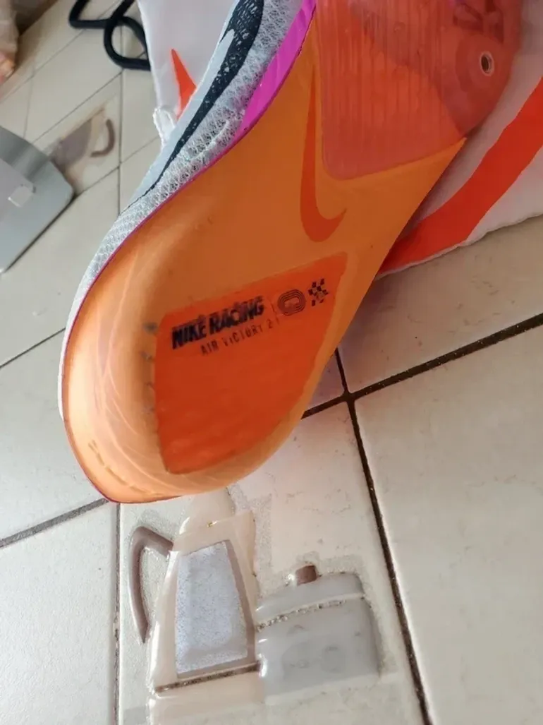 Used Orange Air Zoom Victory 2 bike — image 8 of 9
