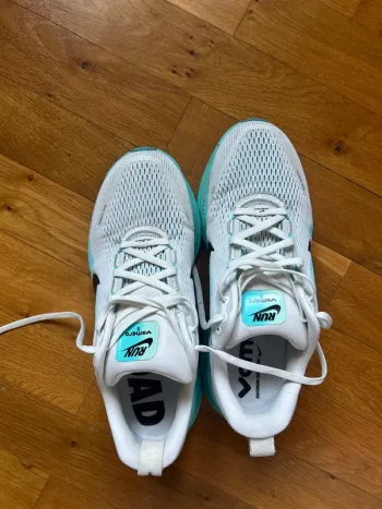 Nike Vomero 18 Running Shoes d'occasion