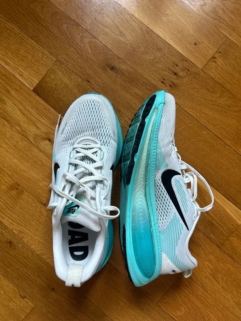 Nike Vomero 18 bike d'occasion — image 6 sur 8