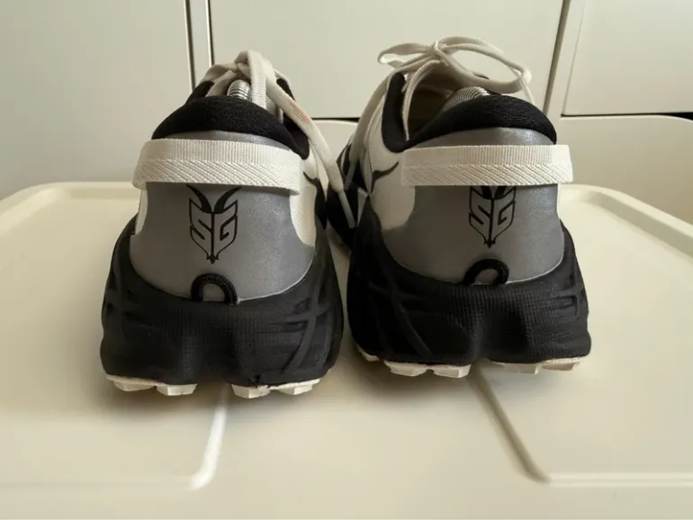 Käytetty Hoka Speedgoat 7 bike — kuva 5 / 8