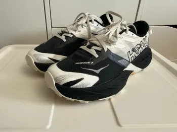 Used Hoka Speedgoat 7 Running Shoes