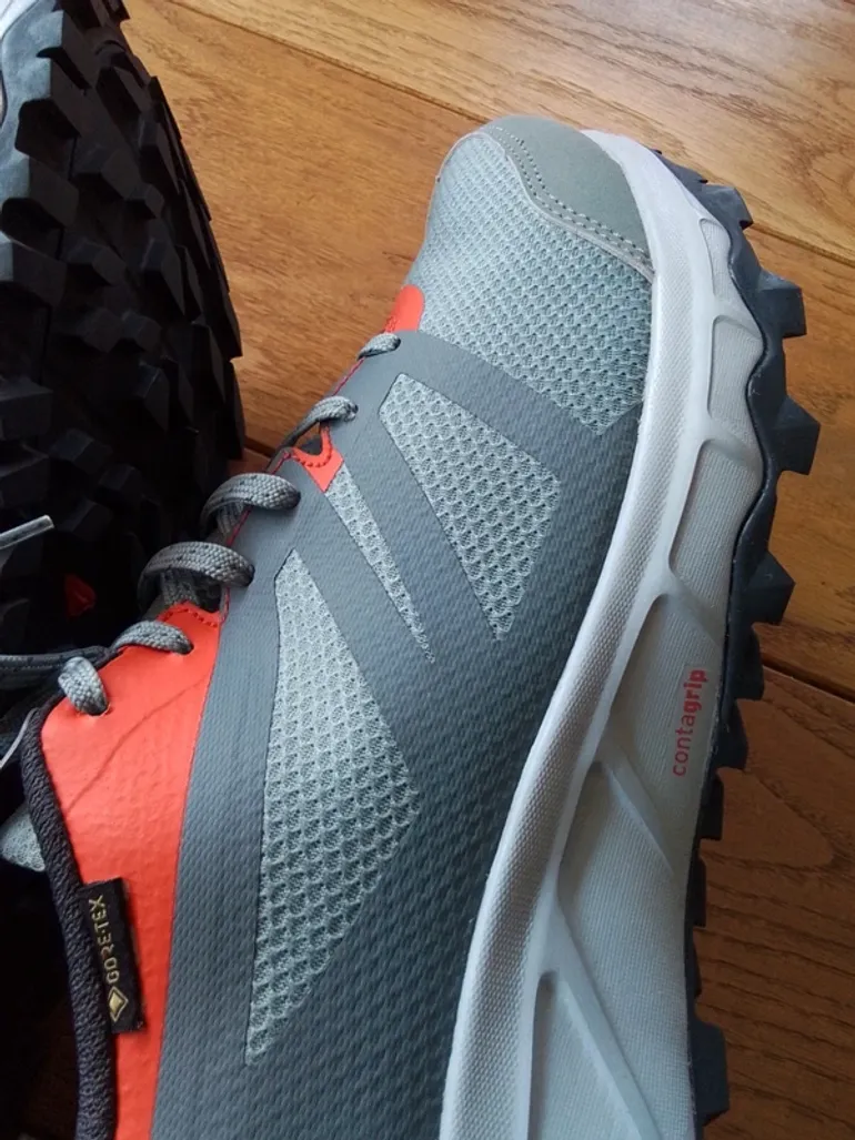 Used Salomon Gore-Tex Trailrunning Shoes bike — image 5 of 15