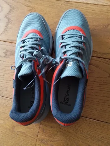Used Salomon Gore-Tex Trailrunning Shoes bike — image 7 of 15