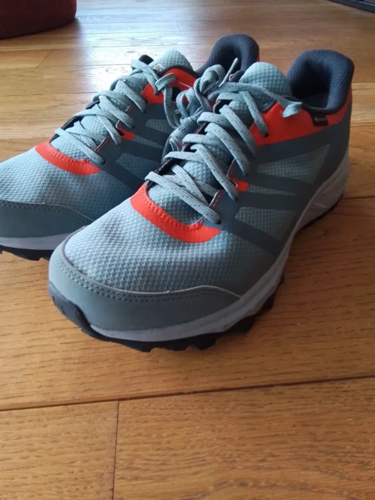 Used Salomon Gore-Tex Trailrunning Shoes bike — image 8 of 15