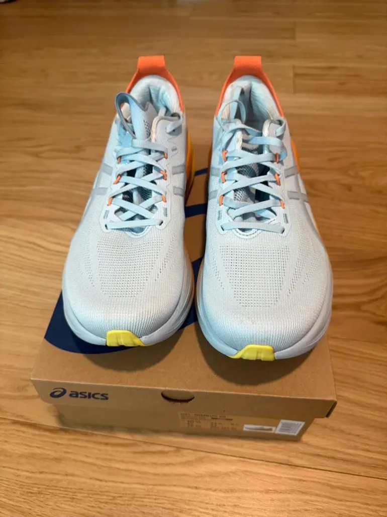 Used Asics Gel-Nimbus 28 bike — image 2 of 8