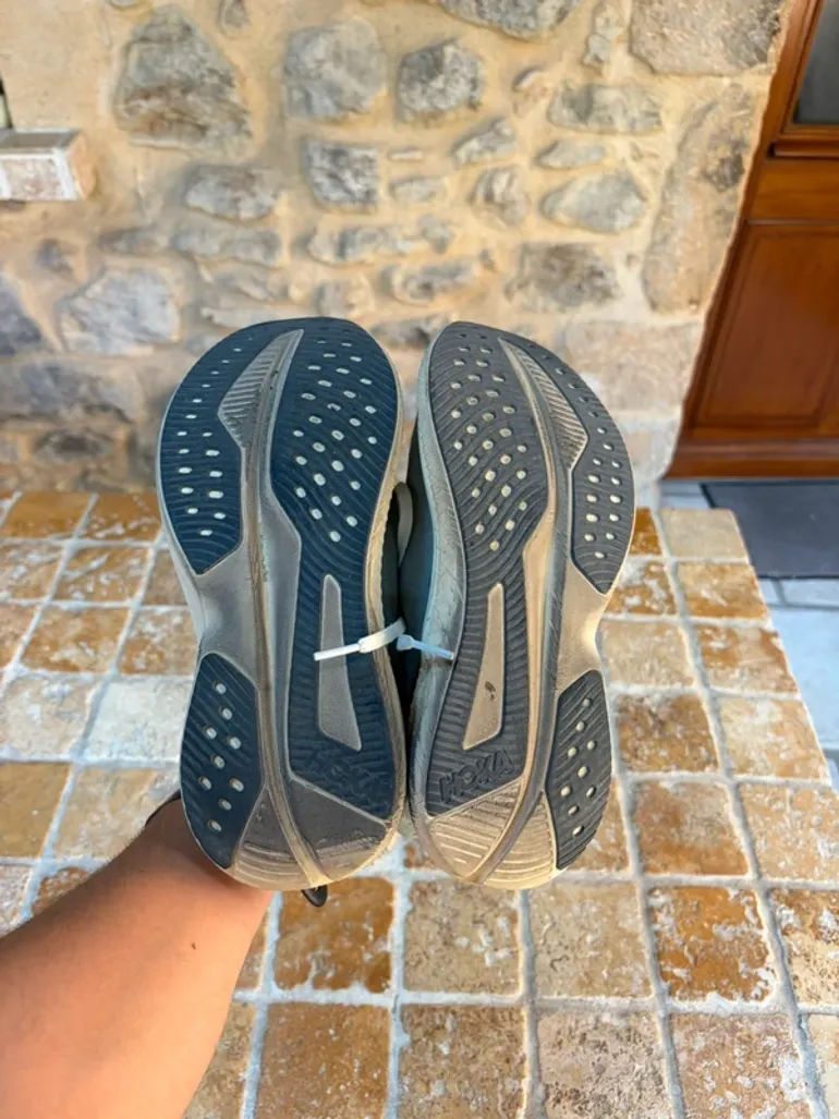 Used Hoka Mach 6 bike — image 3 of 3