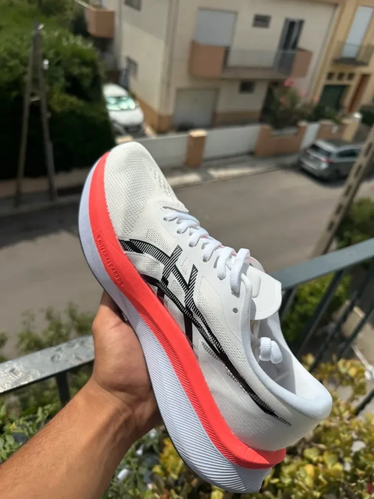 Used Asics Magic Speed 4 bike — image 2 of 7