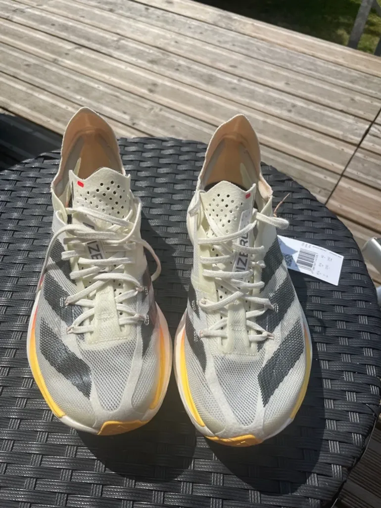Pro Adizero Adios 3 bike d'occasion — image 2 sur 7