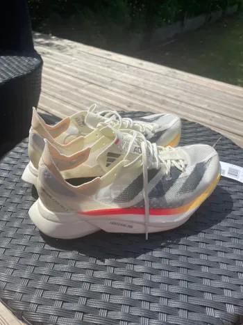 Pro Adizero Adios 3 bike d'occasion — image 3 sur 7