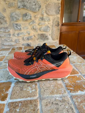 Gebrauchtes Asics Trabuco 13 Running Shoes