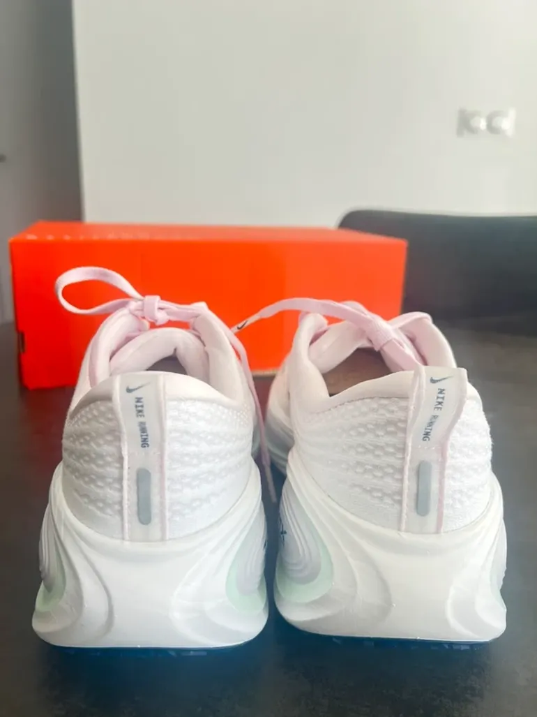 Used Nike Vomero Plus bike — image 6 of 7