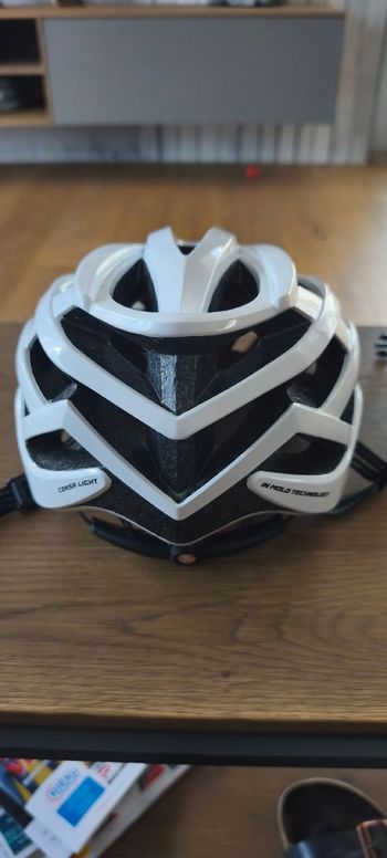 Brugt Ekoi Corsa Light Helmet 2025 bike — billede 2 af 3