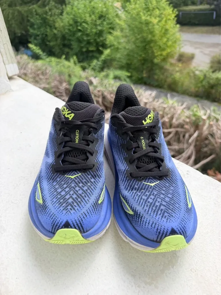 Hoka Clifton 9 bike d'occasion — image 3 sur 5