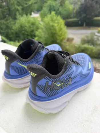 Použité Hoka Clifton 9 Running Shoes