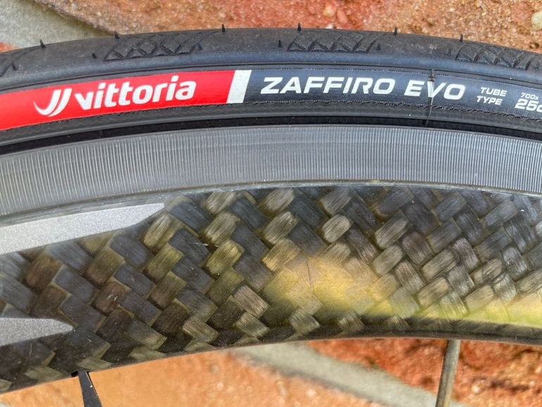 Mavic Cosmic Pro Carbon Exalith 2018 bike usato — immagine 3 di 3