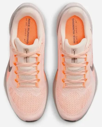 Used Nike Running Shoes bike — image 2 of 3