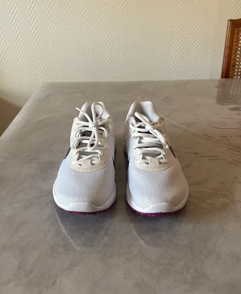 Used Nike Revolution 6 bike — image 5 of 10